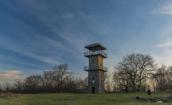 Sunset akşam Erbenova gözetleme kulesi