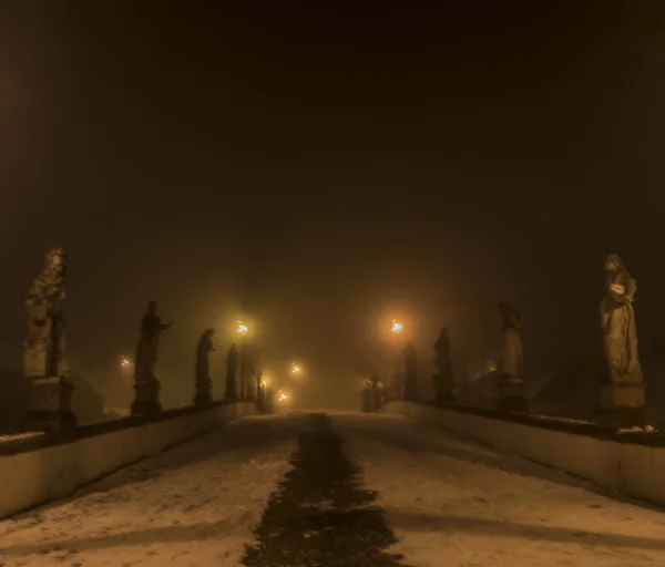 Night on baroque bridge with fog in Namest nad Oslavou town — Stock Photo, Image