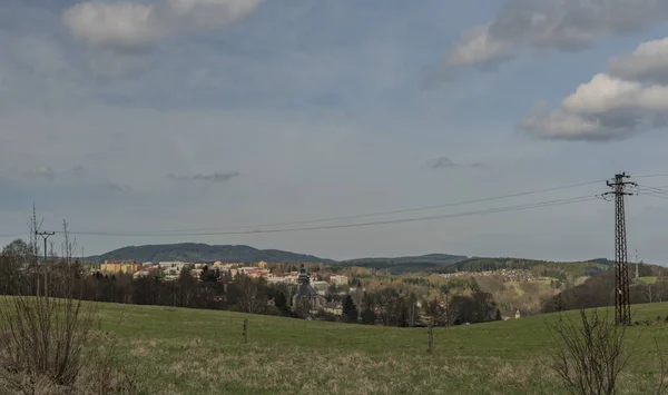 Horni slavkov Stadt im Frühling — Stockfoto