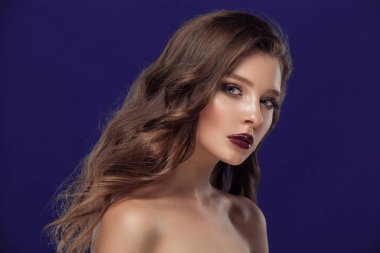 Güzel makyaj renk ile kadın Güzellik yüz .