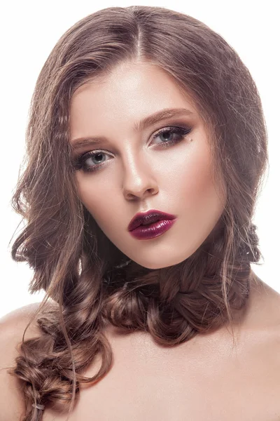 Schoonheid gezicht vrouw met mooie make-up kleur . — Stockfoto