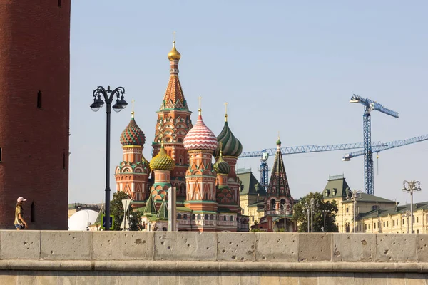 Moskova, Rusya - 19 Ağustos 2017:Moscow. Rusya. Aziz Basil Katedrali