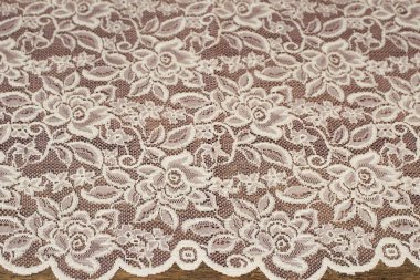 Güzel Vintage lila mor tül yakın çekim. Şeffaf perdeler kumaş örnek. Doku, arka plan, desen. Düğün kavramı. İç tasarım. Dantel tül şifon