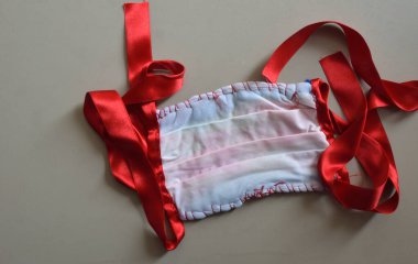 Kendi yapımı koruyucu yüz maskesi