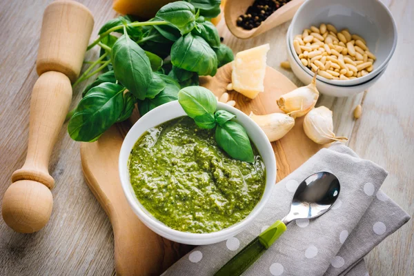 Saus Pesto segar Stok Gambar