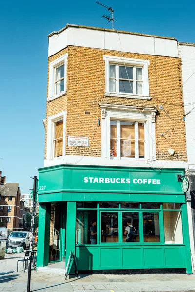 Starbucks-Kaffee in der Portobello Road — Stockfoto