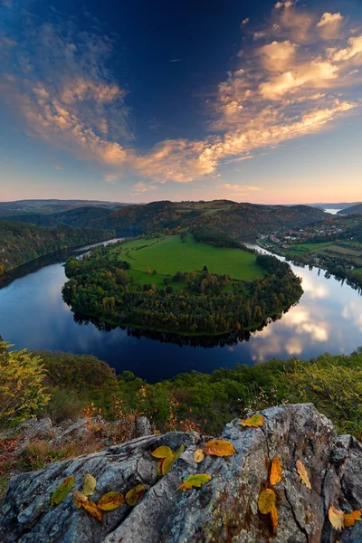 Evening landscape with river — Stock Photo, Image