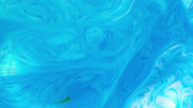 Soyut Renkli Boya Mürekkebi Patlaması Psikedelik Patlama Hareketi. yumuşak renkler, soyut kompozisyon. Mavi mermer zemin ile akrilik dokusu 