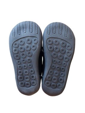 Yalın ayak taban şekli.