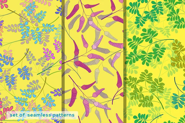 El conjunto de tres patrones florales sin costura. Diferentes ramitas y hojas de la planta sobre fondo amarillo . — Vector de stock