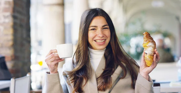 Beautiful elegant woman — Stock Photo, Image