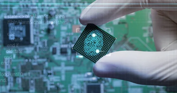 Macro shot dari sebuah chip, futuristik dan modern maju teknologi sistem. Sirkuit ini digunakan dalam prosesor komputer dan hi-tech komunikasi dan keamanan bisnis dan informasi dan bantuan — Stok Foto