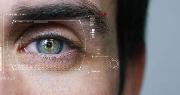 Human being futuristic vision, vision and control and protection of persons, control and security in the accesses. surveillance system, immersive technology — Stock Photo, Image