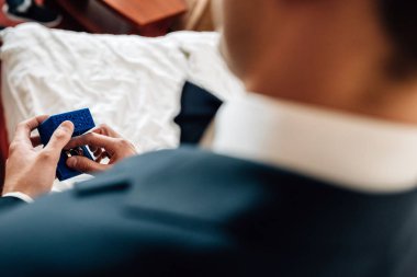 Evlilik yüzükleri.