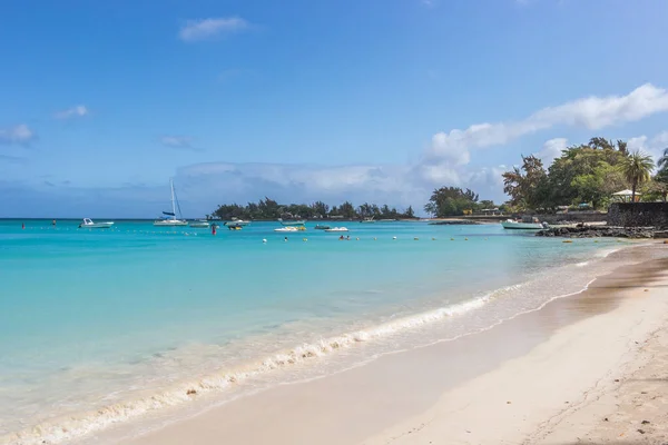 Pereybere Beach balıkçı tekneleri