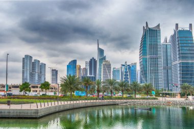 Jumeirah Gölü Towers alanı içinde Dubai, İngiltere