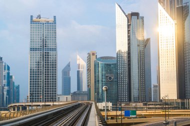 Metro demiryolu downtown, Dubai, Birleşik Arap Emirlikleri 