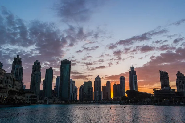 Solnedgång vid Dubai Downtown — Stockfoto