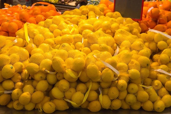Citrony v sáčku — Stock fotografie