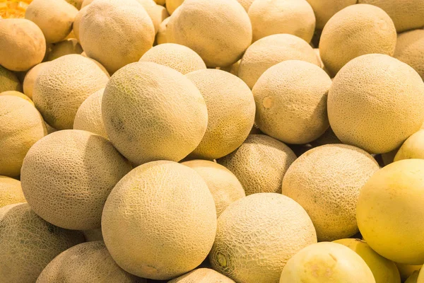 Melon di supermarket — Stok Foto