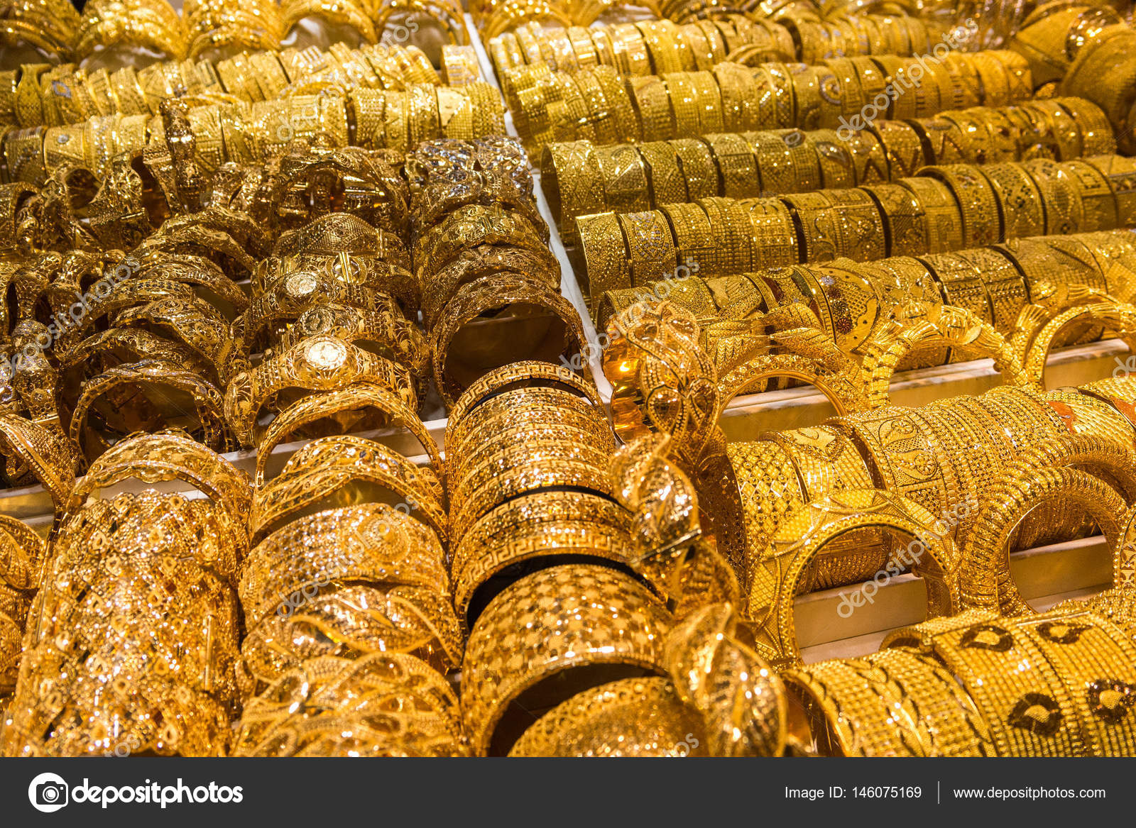 Dubai Gold Souk — Stock Photo © 146075169