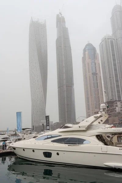 Sandstorm i Dubai Marina, Dubai, Förenade Arabemiraten — Stockfoto