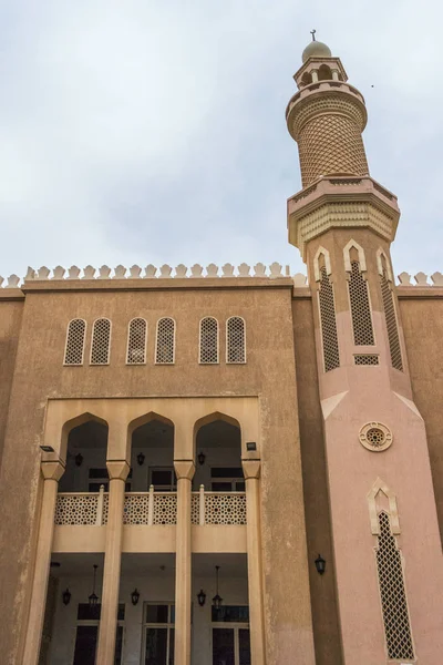 Deira, Dubai Camii