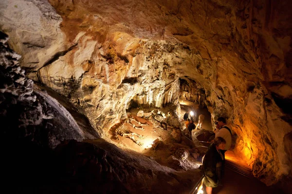 Emine Bayir Hasar Également Connue Sous Nom Grotte Mammouth Est — Photo