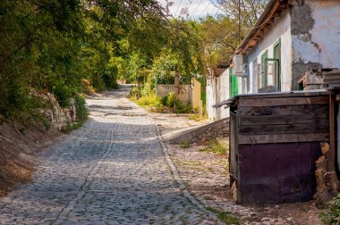 Eski yol yokuş yukarı