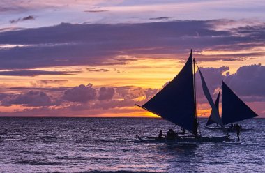 Güzel gün batımı Boracay beyaz Beach, Filipinler