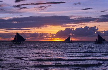 Güzel gün batımı Boracay beyaz Beach, Filipinler