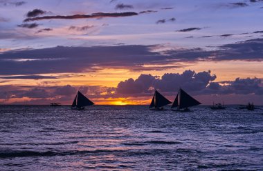 Güzel gün batımı Boracay beyaz Beach, Filipinler