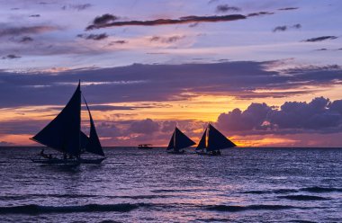 Güzel gün batımı Boracay beyaz Beach, Filipinler