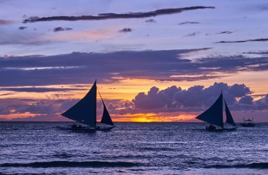 Güzel gün batımı Boracay beyaz Beach, Filipinler