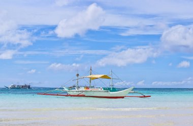 Boracay bay, Filipinler Bangka teknede