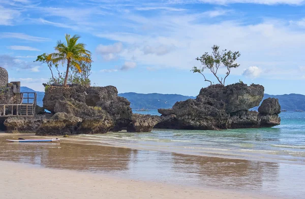 Boracay island jeskyně, Willy je Rock, - známé a kontroverzní — Stock fotografie