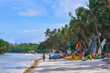 Boracay, Filipinler - 18 Kasım 2017: Diniwid beach b.