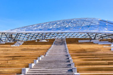 Yeni Filarmoni Derneği ve Zaryadye Park'ta açık amfi tiyatro 