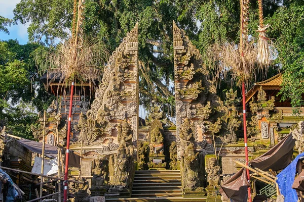 Templo de Pura Dalem Bentuyung, Ubud, Ilha de Bali, Indonésia — Fotografia de Stock