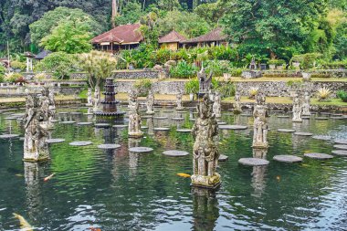 Bali adasında Tirta Gangga su sarayı, Endonezya