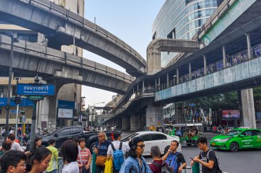 Bangkok, Tayland - 28 Aralık 2017: Orta Dünya yakın kişi