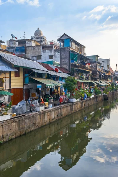 Khlong Rob Krung Canal in Bangkok, Thailand — Stock Photo, Image