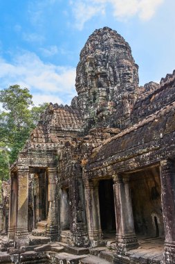 Taş yüzleri Bayon Tapınağı, Siem Reap, Kamboçya