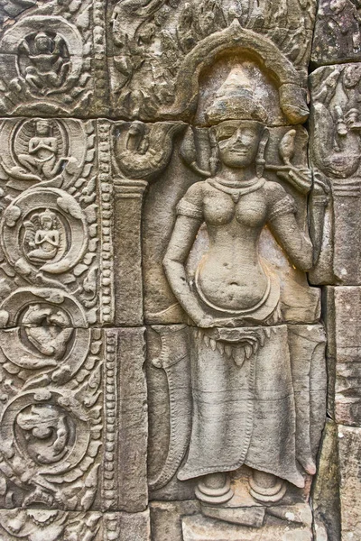 Taş Ta Prohm Tapınağı, Angk gösterilen Khmer devata koruyucu