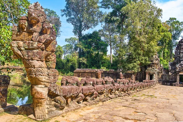 Straße zum Preh Khan Tempel, siem ernten, Kambodscha — Stockfoto