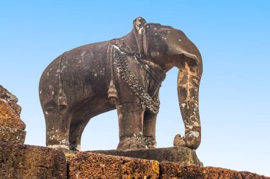 Doğu Mebon Tapınağı 'nda fil heykeli, Siem Reap, Kamboçya