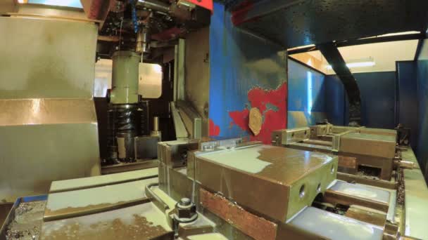 Fabricación de piezas metálicas de precisión — Vídeo de stock