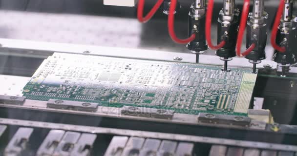 Producción de placa de circuito impreso — Vídeo de stock