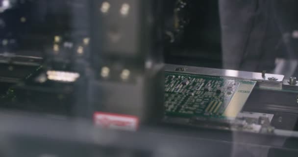 Termelő nyomtatott áramköri — Stock videók