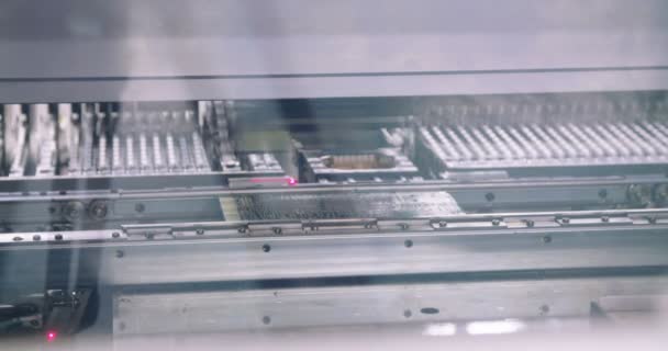 生产印刷电路板 — 图库视频影像